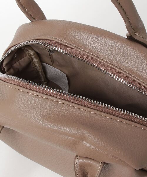 Per sist ence（パーシエンス）の「Per sist ence/パーシエンス　フェイクレザー 2WAYミニボストンバッグ（ショルダーバッグ・レディース・ライトブルー/ブラック/モカ/グレー・FREE）」の6枚目の写真