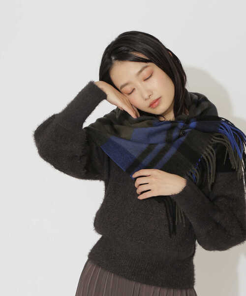NATURAL BEAUTY BASIC（ナチュラルビューティーベーシック）の「ＴＷＥＥＤＭＩＬＬブロックチェックマフラー（ストール/ショール・レディース・ブラック/キャメル/ブルー・FREE）」の15枚目の写真