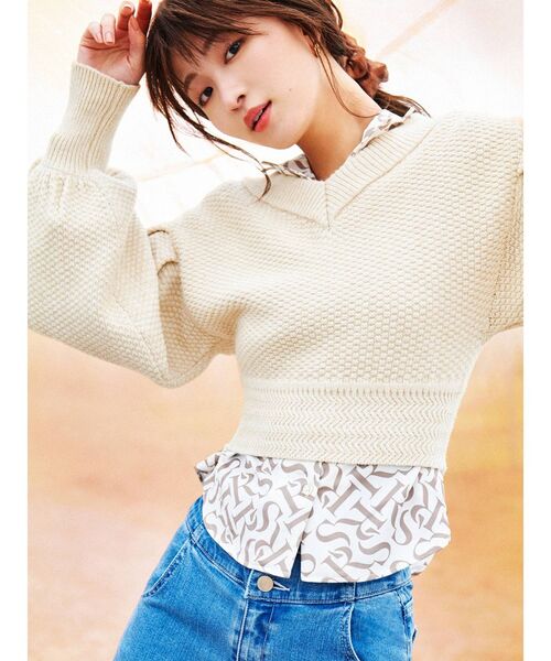 RESEXXY（リゼクシー）の「パワショルデザインシャツ（シャツ/ブラウス・レディース・ブラック/オレンジ/ベージュ・FREE）」の4枚目の写真