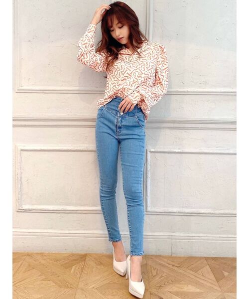 RESEXXY（リゼクシー）の「パワショルデザインシャツ（シャツ/ブラウス・レディース・ブラック/オレンジ/ベージュ・FREE）」の13枚目の写真