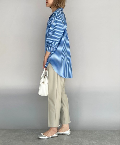 BE NEAT（ビーニート）の「パール釦スキッパーシャツ（シャツ/ブラウス・レディース・ベージュ/サックスブルー・M）」の20枚目の写真