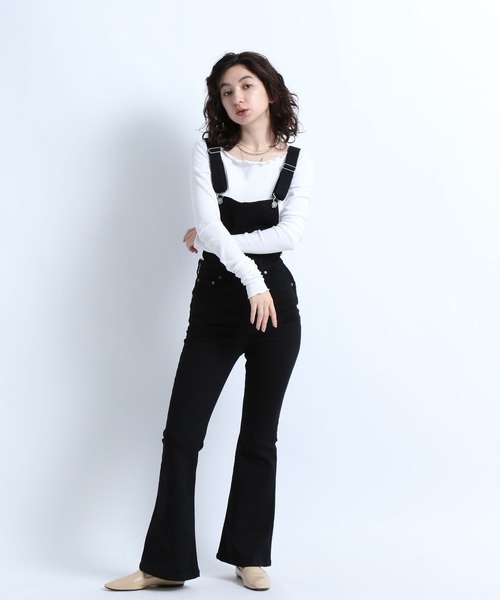 eL（エル）の「【eL】Denim Salopette/270901（サロペット/オーバーオール・レディース・ブラック/ネイビー・SMALL/MEDIUM）」の3枚目の写真