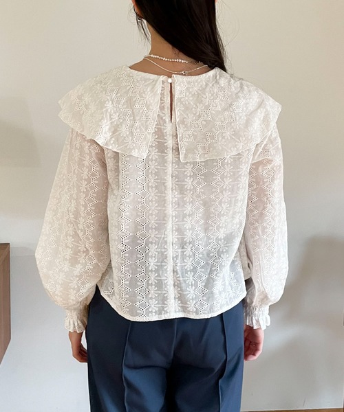 EPIMI E'PIMMY(エピミエピミー)の「〈Set upにも〉ビックカラーコットンレースブラウス(シャツ/ブラウス・レディース・オフホワイト/ベージュ/ブラック・MEDIUM)」の16枚目の写真