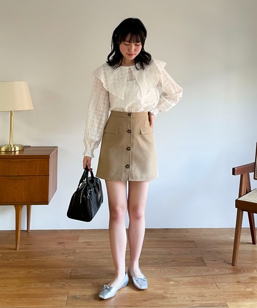 EPIMI E'PIMMY(エピミエピミー)の「〈Set upにも〉ビックカラーコットンレースブラウス(シャツ/ブラウス・レディース・オフホワイト/ベージュ/ブラック・MEDIUM)」の22枚目の写真