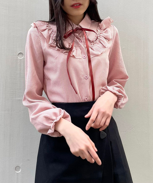 titty＆Co. PETIT（ティティアンドコープティ）の「【titty&Co.PETIT】デコルテフリルリボンタイブラウス（シャツ/ブラウス・レディース・ホワイト/ピンク/ブルー・FREE）」の9枚目の写真