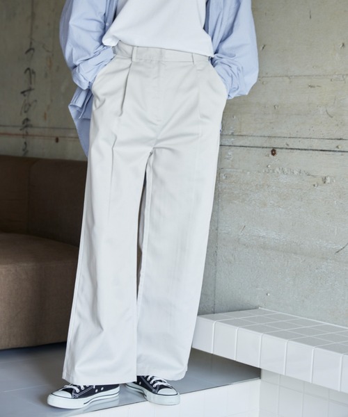 flaner(フラネ)の「Loose tuck pants/ルーズタックパンツ(チノパンツ・レディース・ブラック/オフホワイト/モカ・SMALL/MEDIUM/LARGE)」の7枚目の写真