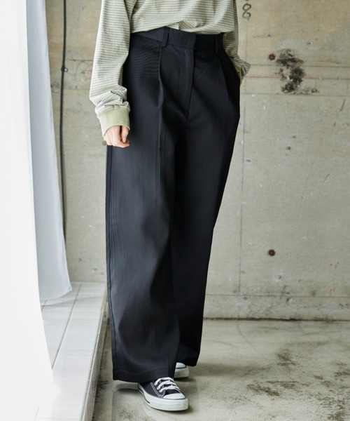 flaner(フラネ)の「Loose tuck pants/ルーズタックパンツ(チノパンツ・レディース・ブラック/オフホワイト/モカ・SMALL/MEDIUM/LARGE)」の14枚目の写真