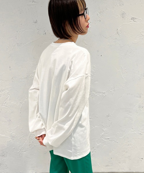 apres jour mignon(アプレジュールミニョン)の「アソートロゴロンT【ZOZOTOWN限定アイテム】(Tシャツ/カットソー・レディース・ベージュ系その他/ホワイト系その他/ホワイト系その他3/ホワイト系その他2/ナチュラル/ブラック/オフホワイト/その他・フリー/X-LARGE)」の14枚目の写真