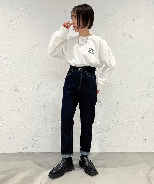 apres jour mignon(アプレジュールミニョン)の「アソートロゴロンT【ZOZOTOWN限定アイテム】(Tシャツ/カットソー・レディース・ベージュ系その他/ホワイト系その他/ホワイト系その他3/ホワイト系その他2/ナチュラル/ブラック/オフホワイト/その他・フリー/X-LARGE)」の20枚目の写真