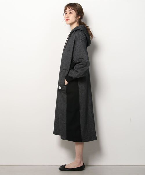 NANGA（ナンガ）の「ECO HYBRID SWEAT HOODIE ONE PIECE/エコハイブリッド スウェットフーディーワンピース（ワンピース・レディース・ライトグレー/ブラック/キャメル/オートミール・FREE）」の6枚目の写真