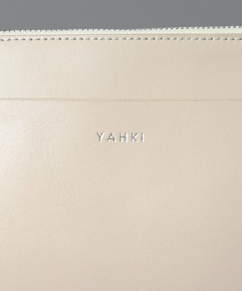 YAHKI(ヤーキ)の「【 YAHKI / ヤーキ 】 SOFT W FACE LEATHER SHOULDER / レザー ショルダーバッグ(ショルダーバッグ・レディース・ブラック/ベージュ/ワイン・FREE)」の8枚目の写真