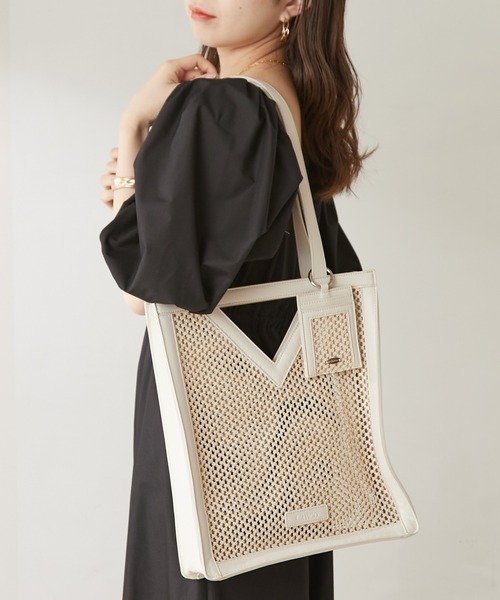 Chico（チコ）の「パスケース付パイピングメッシュトート（トートバッグ・レディース・ホワイト/ホワイト系その他/ミント・FREE）」の2枚目の写真