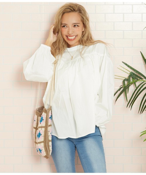 anap mimpi(アナップミンピ)の「2WAYタッセル付きギャザースモック(Tシャツ/カットソー・レディース・ライトブルー/アイボリー・FREE)」の13枚目の写真