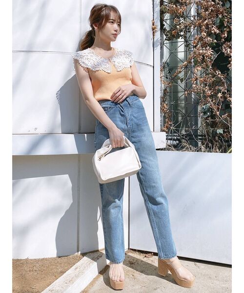 dazzlin(ダズリン)の「ラペルレースカラーニットトップス(ニット/セーター・レディース・パープル/オフホワイト/チャコールグレー/オレンジ・FREE)」の13枚目の写真