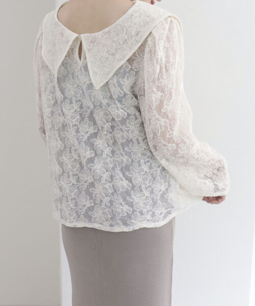 fredy emue（フレディエミュ）の「チュール刺繍 2WAYブラウス（シャツ/ブラウス・レディース・アイボリー/ブラック・38）」の7枚目の写真