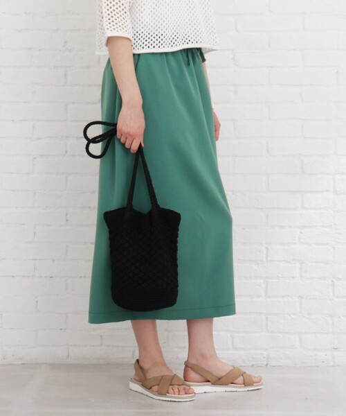 DRESKIP(ドレスキップ)の「◆タックハンドルシェル編みトート(トートバッグ・レディース・ブラック/シルバー/アイボリー・00)」の3枚目の写真