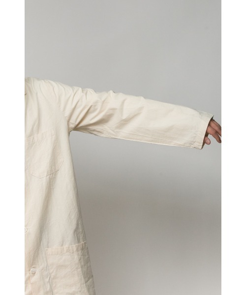 Badhiya（バディ―ヤ）の「shop coat-cotton poplin（ステンカラーコート・メンズ・ナチュラル・2）」の6枚目の写真