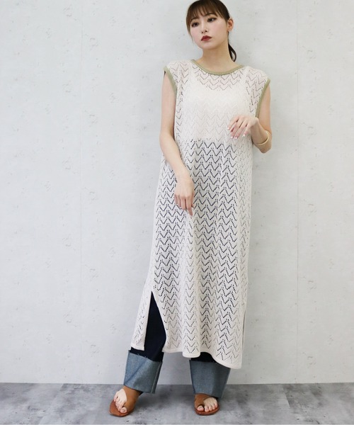 Per sist ence(パーシエンス)の「Per sist ence/パーシエンス 透かし編みニット 配色ワンピース(ワンピース・レディース・オフホワイト/ブラウン/オリーブ・FREE)」の2枚目の写真