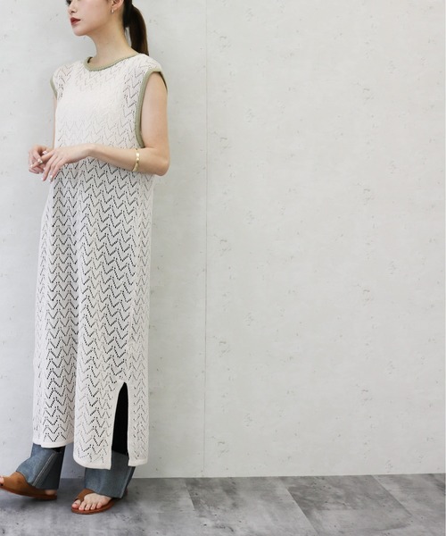 Per sist ence(パーシエンス)の「Per sist ence/パーシエンス 透かし編みニット 配色ワンピース(ワンピース・レディース・オフホワイト/ブラウン/オリーブ・FREE)」の9枚目の写真