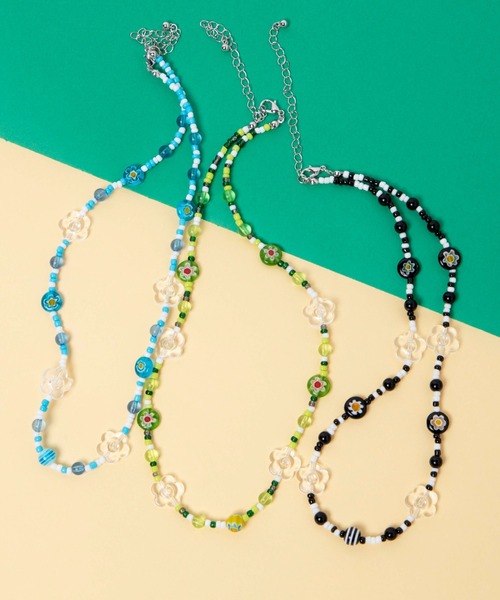 WEGO（ウィゴー）の「WEGO/クリアフラワービーズネックレス（ネックレス・レディース・ブラック/ブルー/グリーン・FREE）」の13枚目の写真