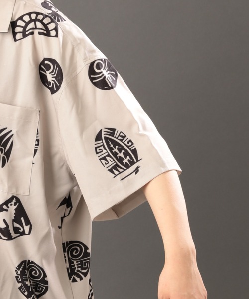 AVIREX(アヴィレックス)の「【直営店限定】半袖 シャツ ホピ / S/S SHIRT HOPI / アヴィレックス / AVIREX(シャツ/ブラウス・レディース・ベージュ/グレー・MEDIUM/LARGE)」の12枚目の写真