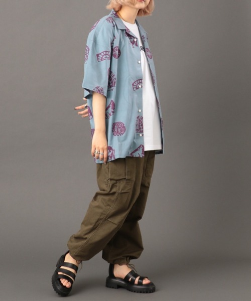 AVIREX(アヴィレックス)の「【直営店限定】半袖 シャツ ホピ / S/S SHIRT HOPI / アヴィレックス / AVIREX(シャツ/ブラウス・レディース・ベージュ/グレー・MEDIUM/LARGE)」の7枚目の写真