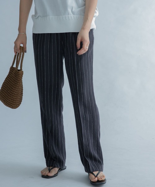 FORK&SPOON（フォークアンドスプーン）の「FORK&SPOON　ピンストライプヘリンボーンパンツ（その他パンツ・レディース・チャコールグレー/ナチュラル・1/2）」の12枚目の写真
