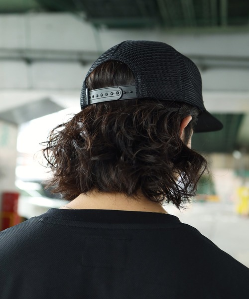 INDEPENDENT（インディペンデント）の「INDEPENDENT / インディペンデント BTG Summit Mesh Trucker High Profile Hat メッシュ キャップ（キャップ・メンズ・ブラック・FREE）」の5枚目の写真