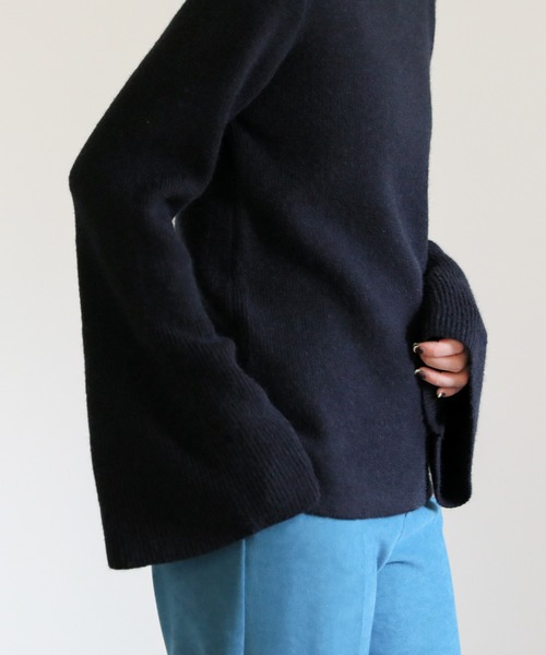 select MOCA（セレクトモカ）の「アルパカタッチフレアスリーブタートルニット（ニット/セーター・レディース・ブラック/アイボリー/モカ・FREE）」の16枚目の写真