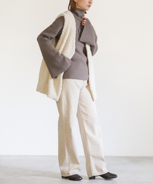 select MOCA（セレクトモカ）の「アルパカタッチフレアスリーブタートルニット（ニット/セーター・レディース・ブラック/アイボリー/モカ・FREE）」の9枚目の写真