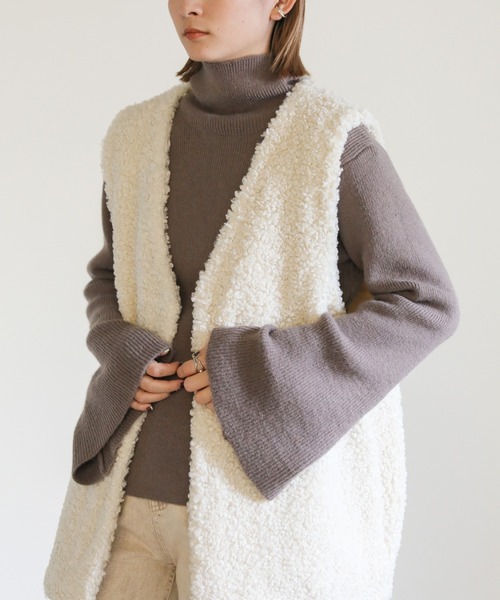 select MOCA（セレクトモカ）の「アルパカタッチフレアスリーブタートルニット（ニット/セーター・レディース・ブラック/アイボリー/モカ・FREE）」の7枚目の写真