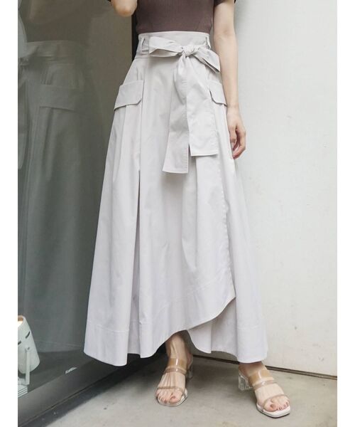 MERCURYDUO(マーキュリーデュオ)の「【To/】ラップ風タフタボリュームスカート(スカート・レディース・ブラウン/グリーン/アイボリー・SMALL/MEDIUM)」の11枚目の写真