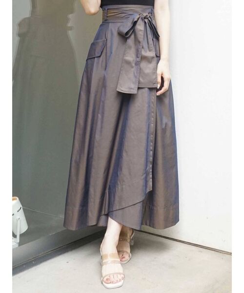 MERCURYDUO(マーキュリーデュオ)の「【To/】ラップ風タフタボリュームスカート(スカート・レディース・ブラウン/グリーン/アイボリー・SMALL/MEDIUM)」の9枚目の写真