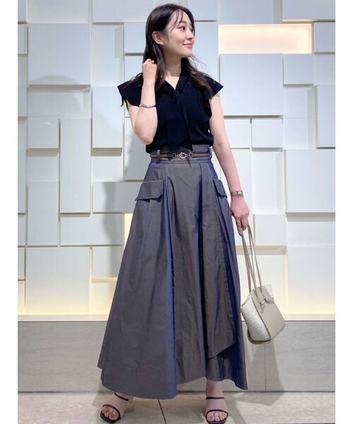 MERCURYDUO(マーキュリーデュオ)の「【To/】ラップ風タフタボリュームスカート(スカート・レディース・ブラウン/グリーン/アイボリー・SMALL/MEDIUM)」の5枚目の写真