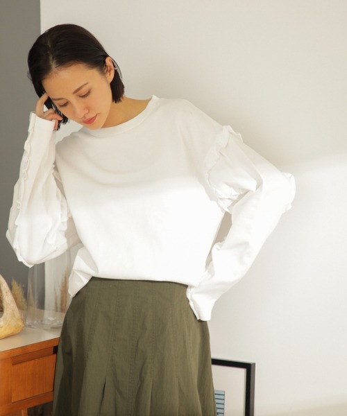 mici（ミチ）の「(mici)フリルプルオーバー（スウェット・レディース・ブラウン/ブルー/ホワイト系その他・ONE SIZE）」の2枚目の写真