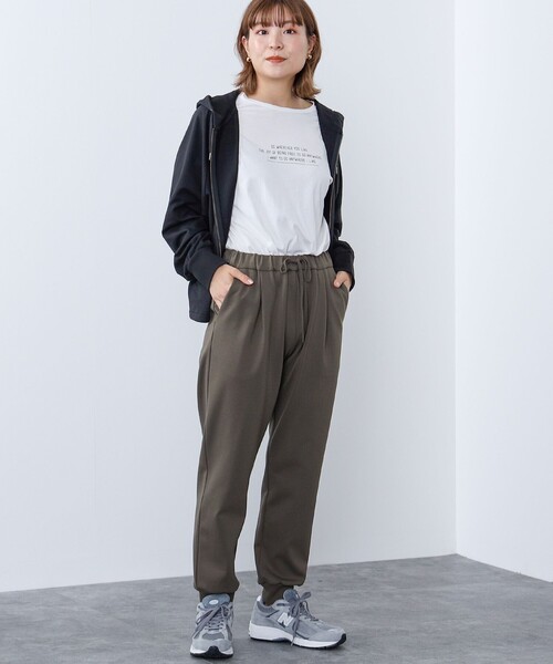 BEAMS HEART（ビームスハート）の「BEAMS HEART / 裾リブ イージーパンツ（その他パンツ・レディース・ブラック/ベージュ/オリーブ・SMALL/MEDIUM）」の15枚目の写真