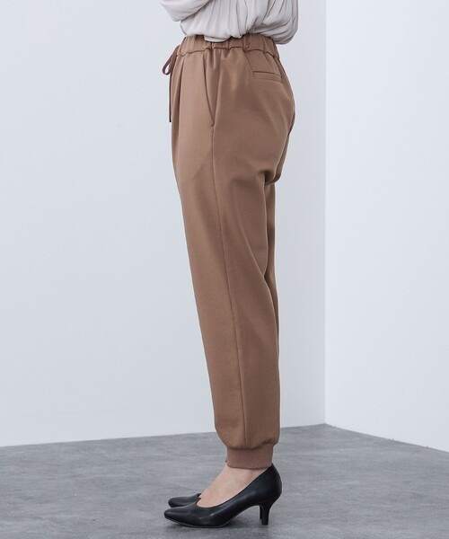 BEAMS HEART（ビームスハート）の「BEAMS HEART / 裾リブ イージーパンツ（その他パンツ・レディース・ブラック/ベージュ/オリーブ・SMALL/MEDIUM）」の6枚目の写真
