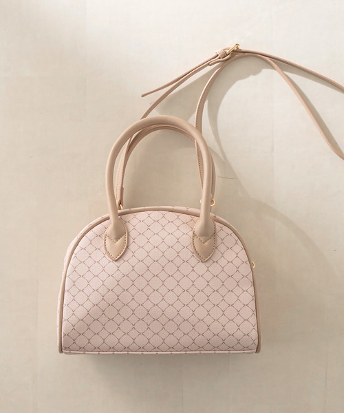 OLIVE des OLIVE(オリーブデオリーブ)の「モノグラムボストンバッグ(ボストンバッグ・レディース・ダークブラウン/ベージュ・FREE)」の2枚目の写真