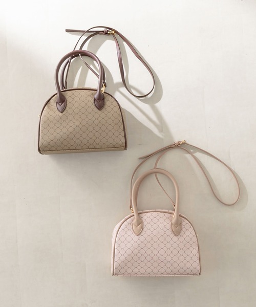 OLIVE des OLIVE(オリーブデオリーブ)の「モノグラムボストンバッグ(ボストンバッグ・レディース・ダークブラウン/ベージュ・FREE)」の3枚目の写真