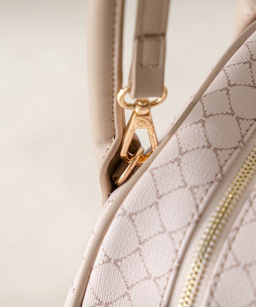 OLIVE des OLIVE(オリーブデオリーブ)の「モノグラムボストンバッグ(ボストンバッグ・レディース・ダークブラウン/ベージュ・FREE)」の10枚目の写真