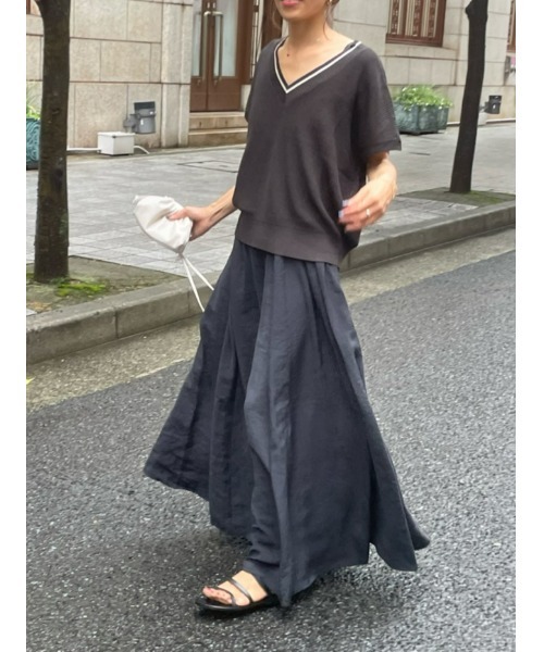 ulu（ウル）の「Linen like line vest（ベスト・レディース・チャコール・FREE）」の2枚目の写真