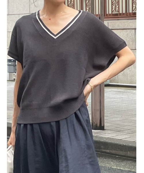ulu（ウル）の「Linen like line vest（ベスト・レディース・チャコール・FREE）」の5枚目の写真