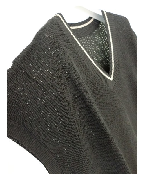 ulu（ウル）の「Linen like line vest（ベスト・レディース・チャコール・FREE）」の8枚目の写真