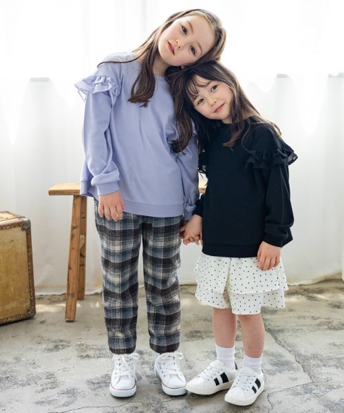 lulpini（ルルピー二）の「kids ポンチフリルドッキングプルオーバー（パーカー・キッズ・アイボリー/ブラック/ブルー・S/M/L）」の10枚目の写真