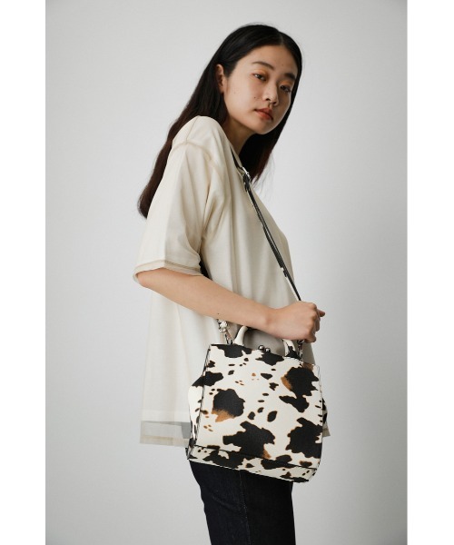 AZUL by moussy(アズールバイマウジー)の「METAL FRAME BAG Ⅱ/メタルフレームバッグⅡ(ショルダーバッグ・レディース・ブラック/ダークグリーン/ボルドー/ホワイト系その他・FREE)」の12枚目の写真