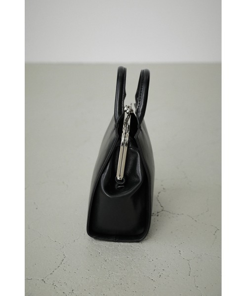 AZUL by moussy(アズールバイマウジー)の「METAL FRAME BAG Ⅱ/メタルフレームバッグⅡ(ショルダーバッグ・レディース・ブラック/ダークグリーン/ボルドー/ホワイト系その他・FREE)」の15枚目の写真