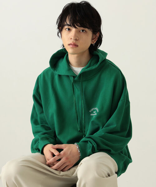 BeAMS DOT（ビームスドット）の「【WEB限定】BeAMS DOT / アーチ刺繍 パーカー（スウェット・メンズ・グレー/グリーン・MEDIUM/LARGE）」の6枚目の写真