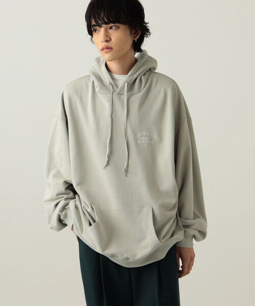 BeAMS DOT（ビームスドット）の「【WEB限定】BeAMS DOT / アーチ刺繍 パーカー（スウェット・メンズ・グレー/グリーン・MEDIUM/LARGE）」の14枚目の写真