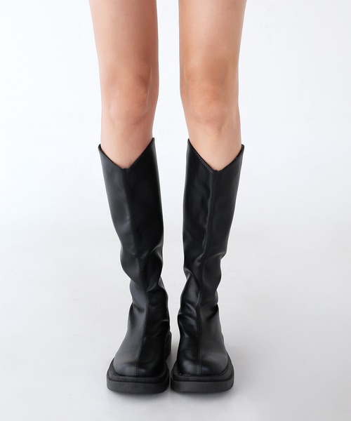 minsobi（ミンソビ）の「ラウンドカットロングブーツ（ブーツ・レディース・ブラック・23cm/23.5cm/24cm/24.5cm）」の13枚目の写真