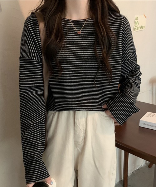 mebole(メボレ)の「シンプルボーダーロングスリーブTシャツ(Tシャツ/カットソー・レディース・ホワイト/ブラック/ブラウン・FREE)」の3枚目の写真